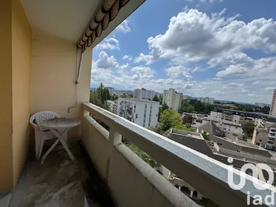 Appartement à PAU (64000)