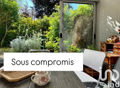 Apartment at Suresnes (92150)