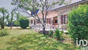 Park home at Larodde (63690)