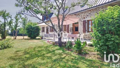 Maison de campagne à Larodde (63690)