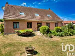 Maison de campagne à Hangard (80110)