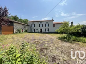 House at VILLEGATS (16700)