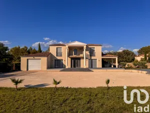 Demeure à Nîmes (30900)