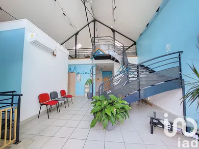 Immeuble à Cour-Cheverny (41700)