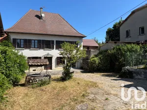 Maison de ville à Saint-André-le-Gaz (38490)