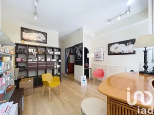 Immeuble à Fontainebleau (77300)