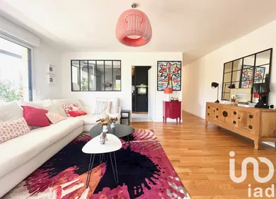 Apartment at Montigny-le-Bretonneux (78180)