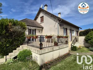 Maison à Villeneuve-la-Guyard (89340)