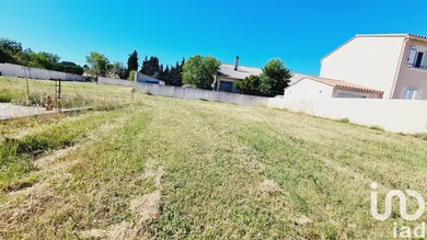 Building plot at Carpentras (84200)