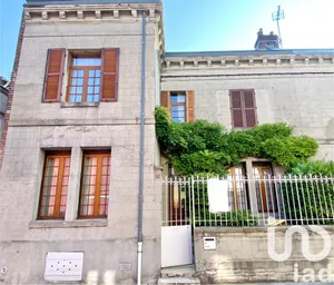 Maison traditionnelle à Saint-Quentin (02100)