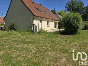 Detached at Rollancourt (62770)