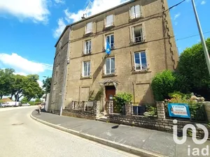 Building at Langres (52200)