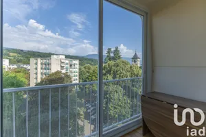Apartment at Cognin (73160)