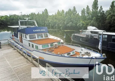 Péniche à Verneuil-sur-Seine (78480)