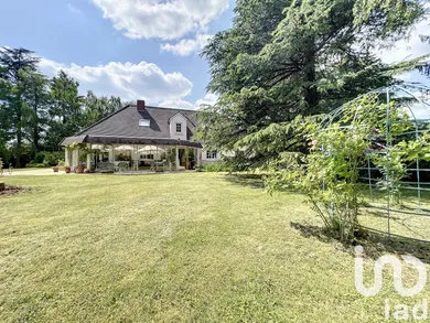 Demeure à Brie-Comte-Robert (77170)