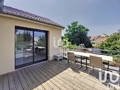 Building at Champigny-sur-Marne (94500)