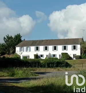 Traditional house at Hillion (22120)