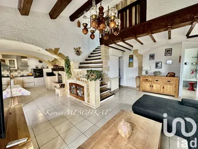 House in Peyruis (04310)
