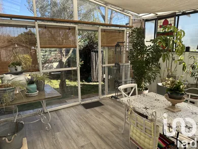 Townhouse at Saint-Martin-de-Crau (13310)