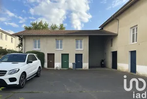 Domaine à Saint-Laurent-de-Mure (69720)