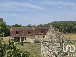 Maison de campagne à Saint-Germain-du-Bel-Air (46310)