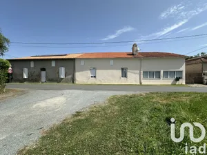House at Lagruère (47400)