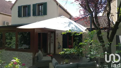 House in Nandy (77176)
