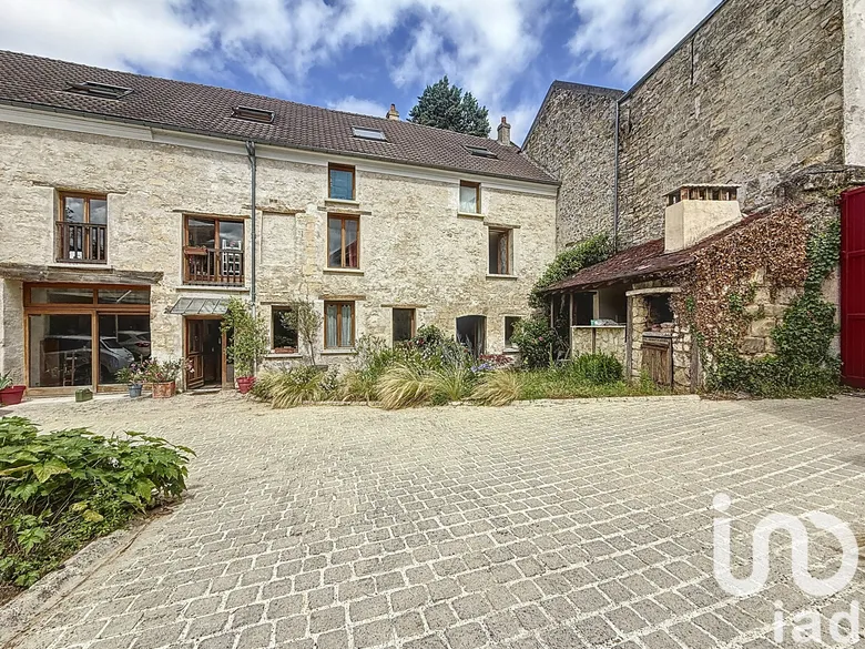 Maison 9 pièces 294 m² · à Juziers · 294 m² · 520 000 €