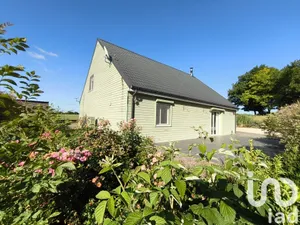 Detached at Bucilly (02500)