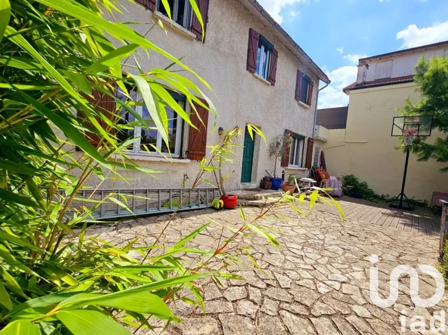 Immobilier à Saint-Maur-des-Fossés (94100) : 74 annonces immobilières - iad