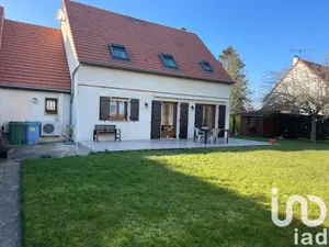 Maison à Orphin (78125)