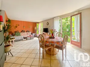 Apartment at Brie-Comte-Robert (77170)