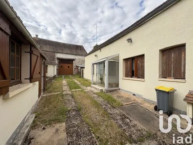 Village house in Michery (89140)