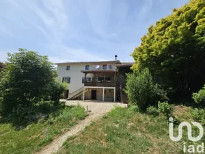 Farm at Latronquière (46210)
