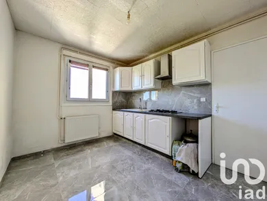 Appartement à Givet (08600)