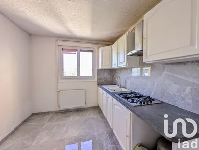 Appartement à Givet (08600)