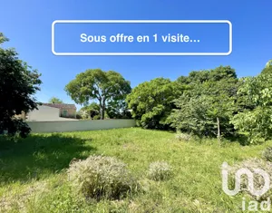 Terrain à bâtir à Aigues-Vives (30670)