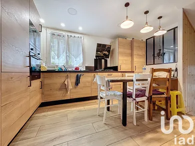 Maison de ville à Mantes-la-Ville (78711)