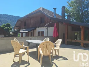 Village house at Coise-Saint-Jean-Pied-Gauthier (73800)