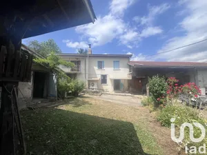 Ferme à Saint-Martin-la-Sauveté (42260)
