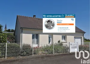 House at Placé (53240)