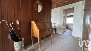 Apartment at Courbevoie (92400)