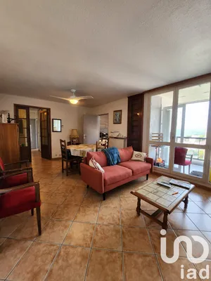 Apartment at Carros (06510)