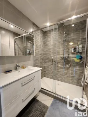 Apartment at Carros (06510)