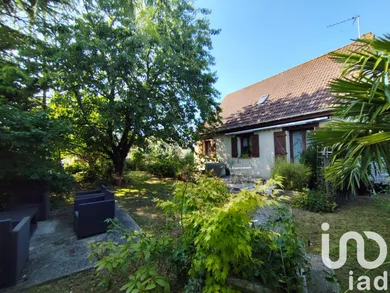 House at Berchères-les-Pierres (28630)