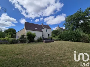 Maison de campagne à Lucy-sur-Yonne (89480)