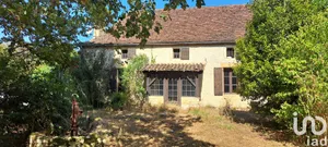 Maison de campagne à Saint-Pierre-d'Eyraud (24130)