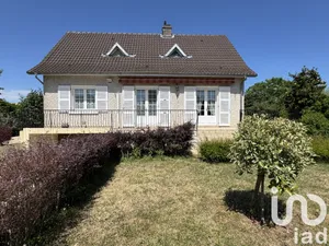 Maison traditionnelle à Lurcy-Lévis (03320)