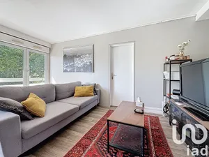 Apartment at Reims (51100)