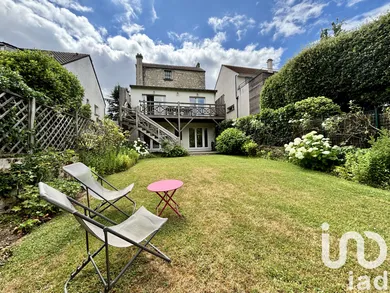 Maison à Louveciennes (78430)